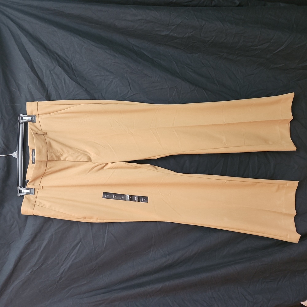 Brand new with Tags, Banana Republic slacks!